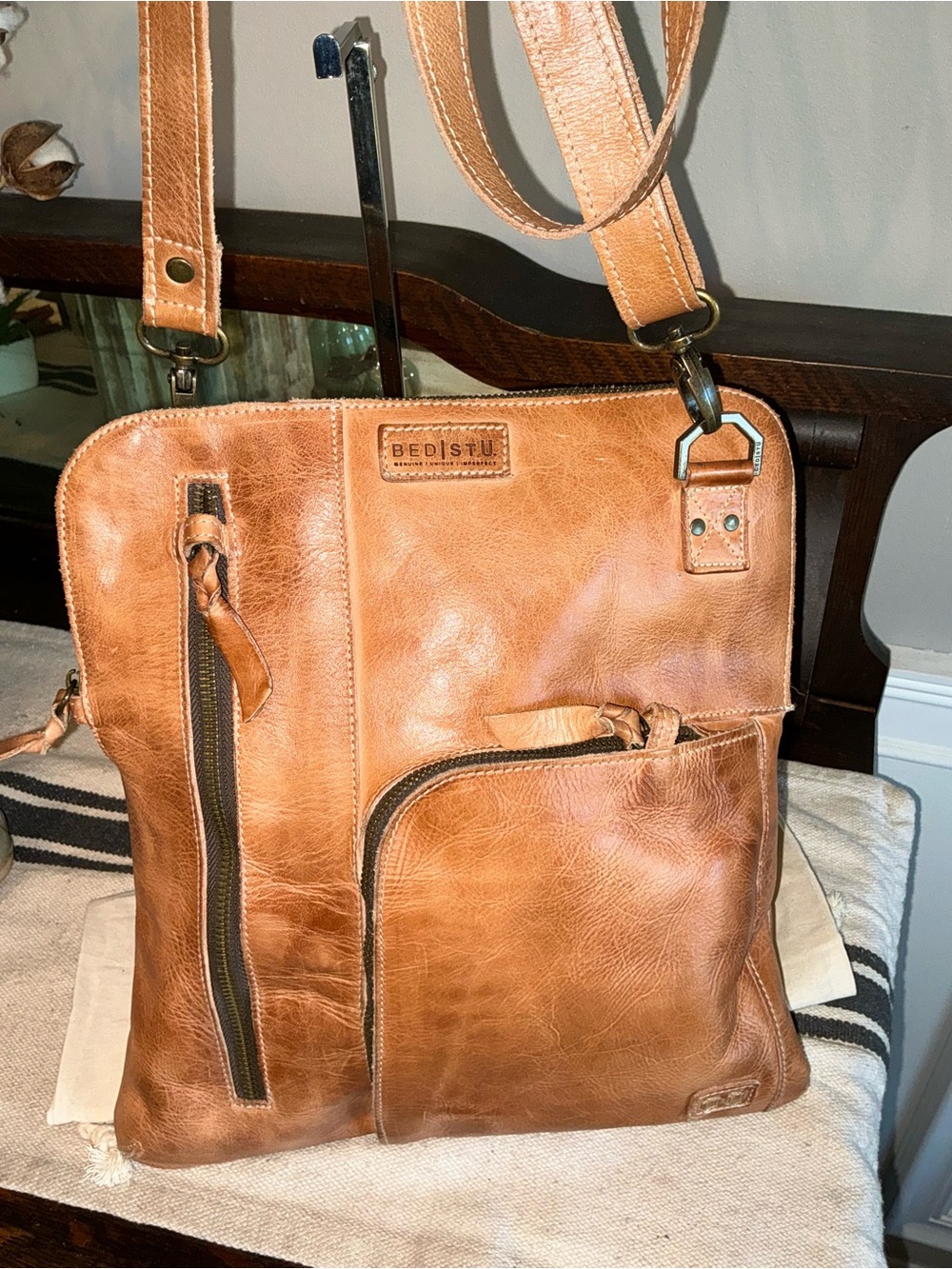 NWOT Bed Stu Aiken Leather Crossbody Convertible Bag Tan Rustic Retail $280 - Picture 10 of 15
